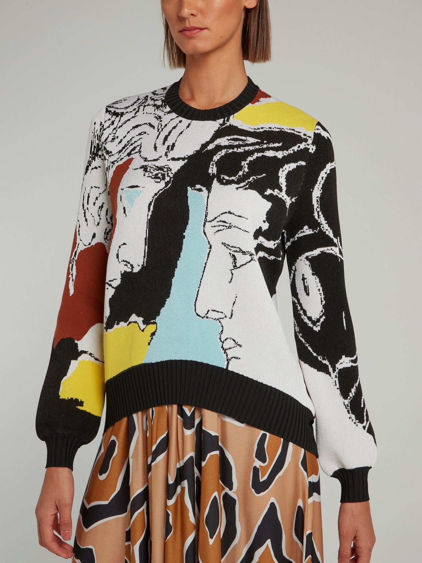Вязаный свитер с принтом спереди и полосками на спине