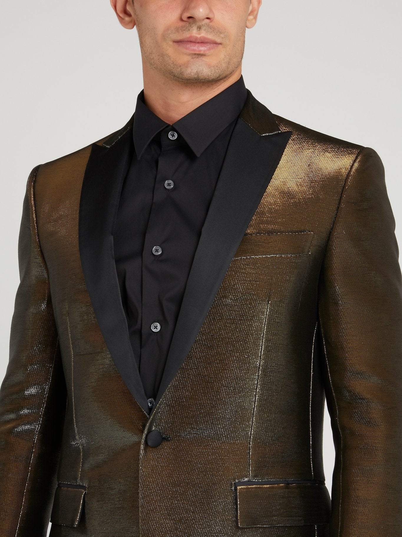 Блейзер с металлическим эффектом