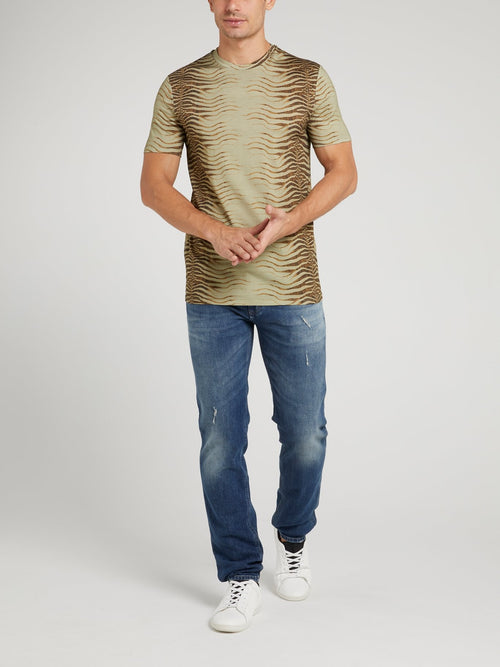 Коричневая футболка с тигровым принтом