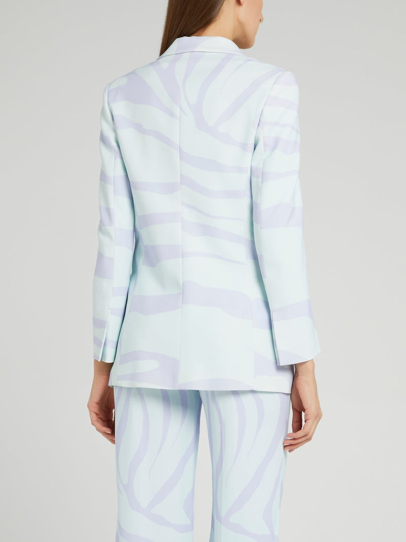Светло-голубой пиджак с анималистическим принтом