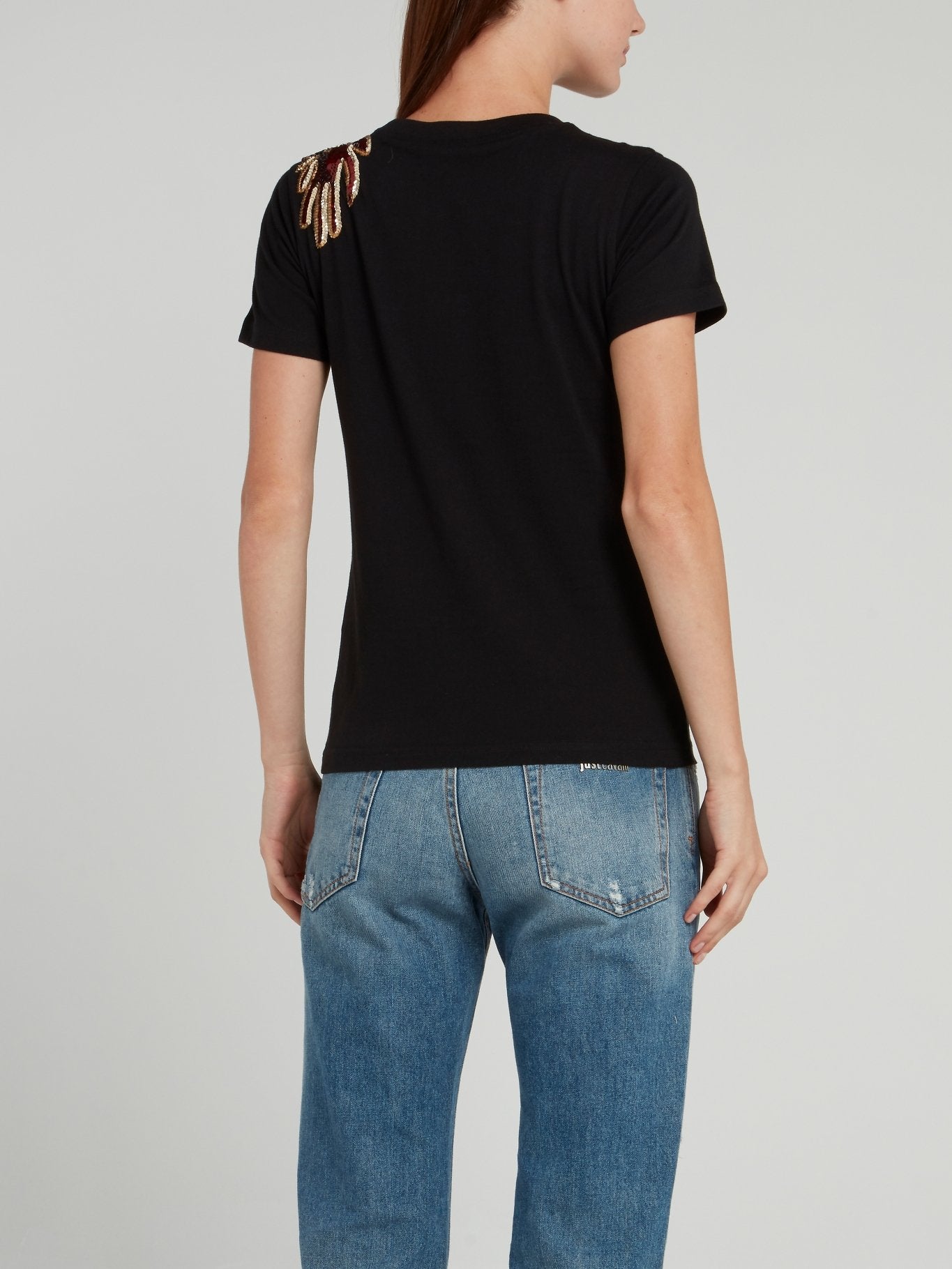 Черная футболка с драконом из пайеток