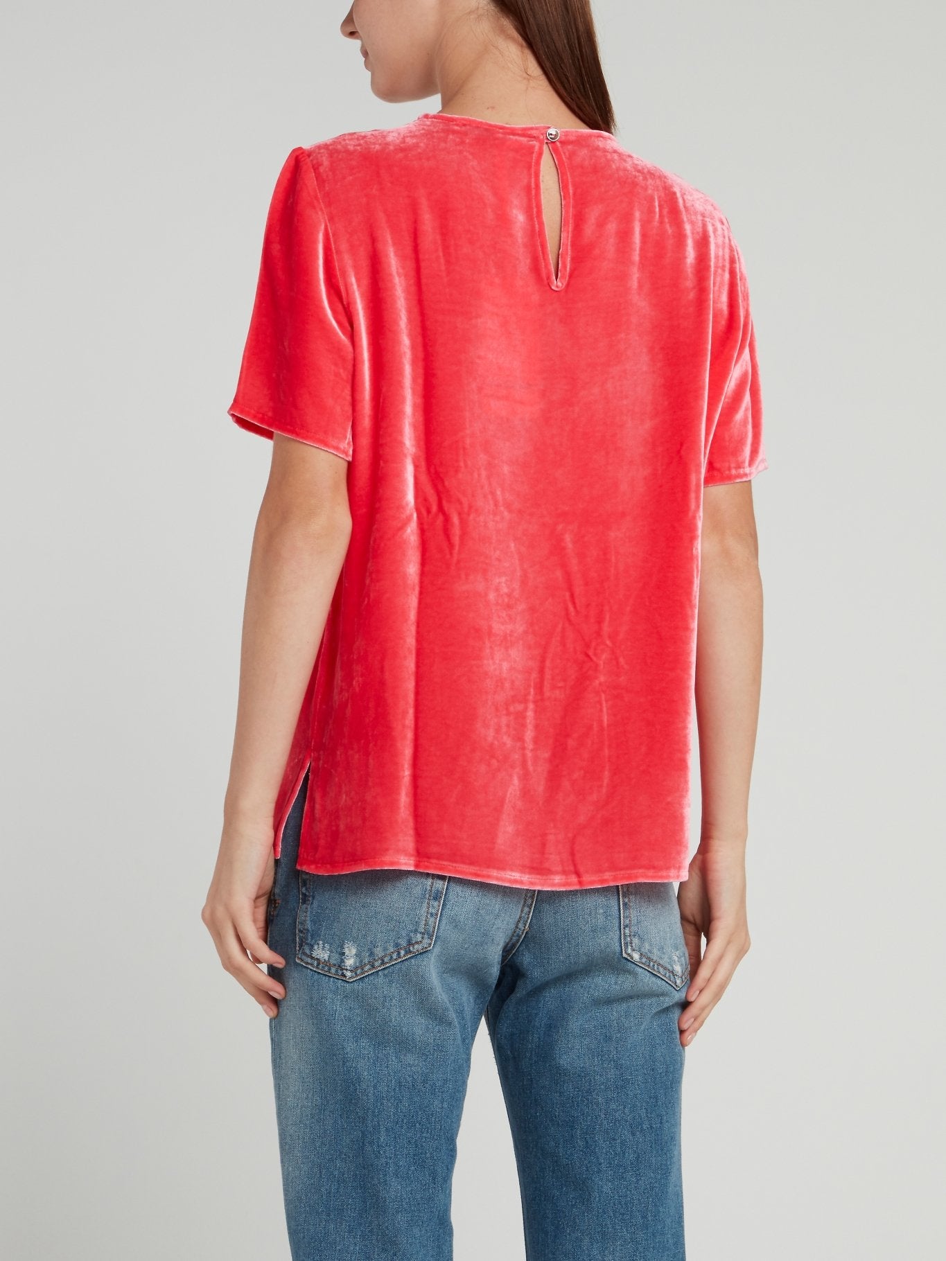 Коралловый бархатный топ с вырезом "замочная скважина" на спине