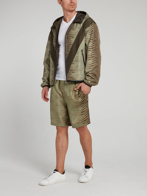 Шорты цвета хаки с тигровым принтом