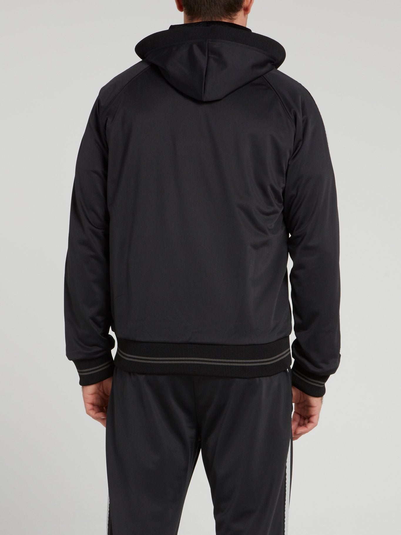 Черная толстовка на молнии с логотипом