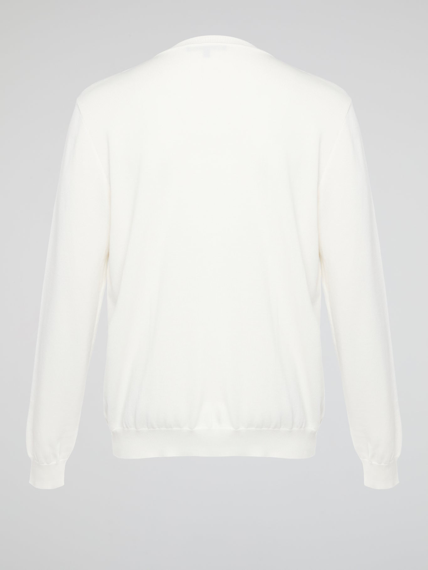 Wrap yourself in pure luxury with this exquisite white embroidered sweatshirt from Roberto Cavalli. The intricate detailing and soft fabric ensure both comfort and style, making it the perfect statement piece for any occasion. Elevate your wardrobe with this timeless and effortlessly chic addition that is sure to turn heads wherever you go.