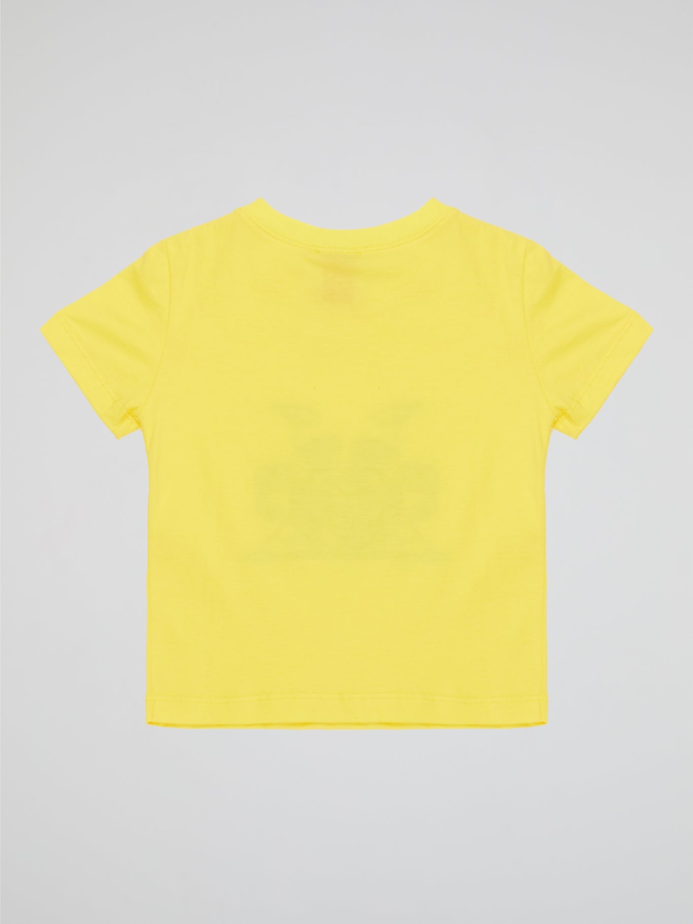 Dress your little explorer in our Yellow Printed T-Shirt (Kids)Iceberg, a ticket to their vibrant imagination! Crafted with utmost care, this shirt features a captivating Antarctic scene with playful penguins, majestic icebergs, and a touch of sunshine yellow to brighten up their day. Made with soft, breathable fabric, this T-shirt ensures ultimate comfort while sparking their wanderlust for countless icy adventures ahead!