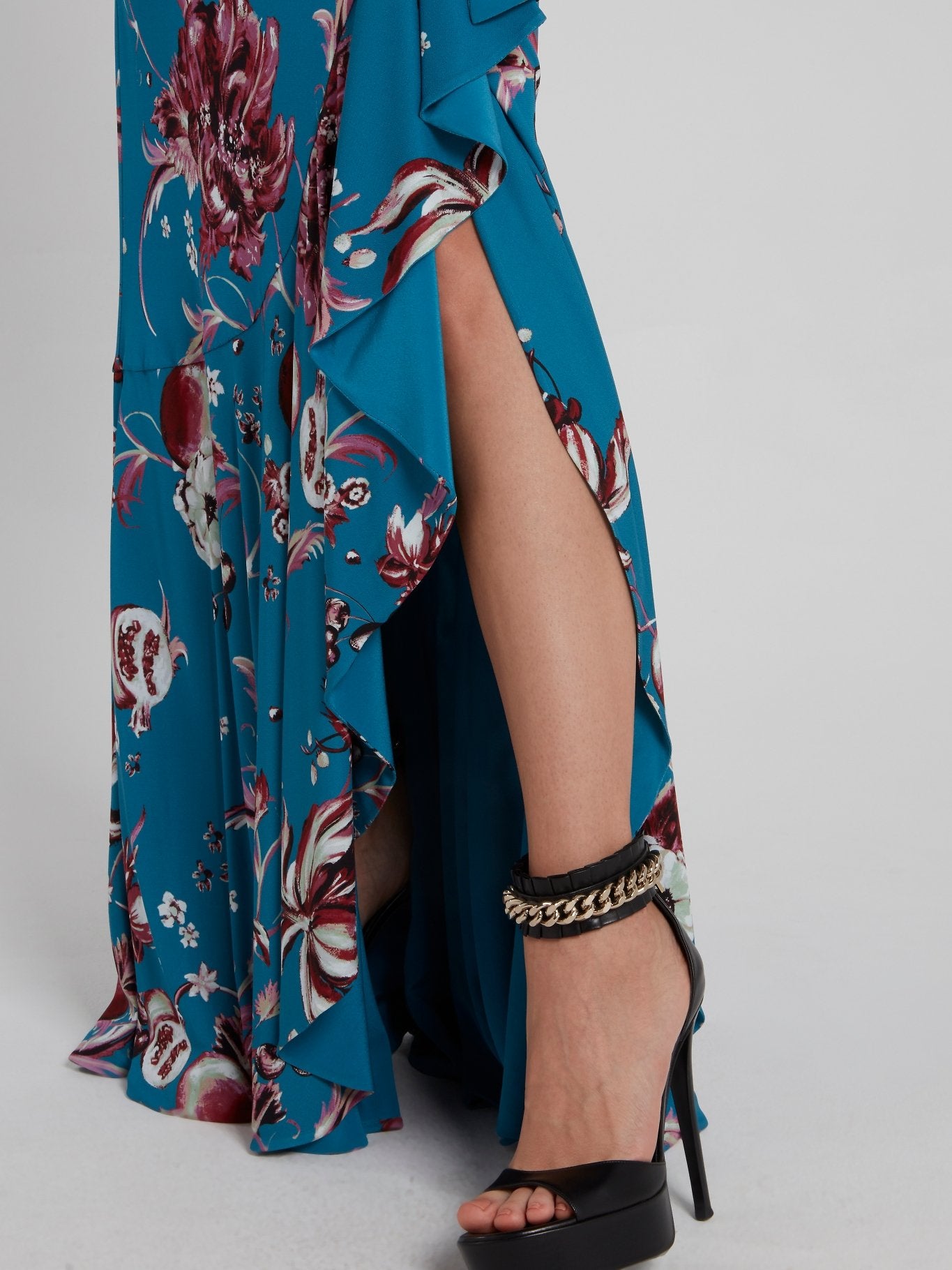 Синяя юбка-макси с оборками и цветочным принтом