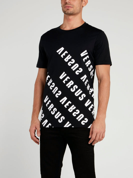 Черная футболка с логотипом