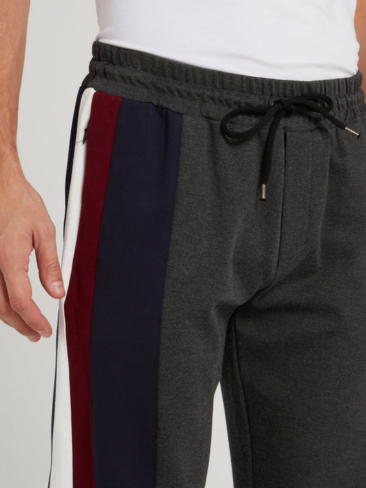 Серые брюки в стиле колор-блок