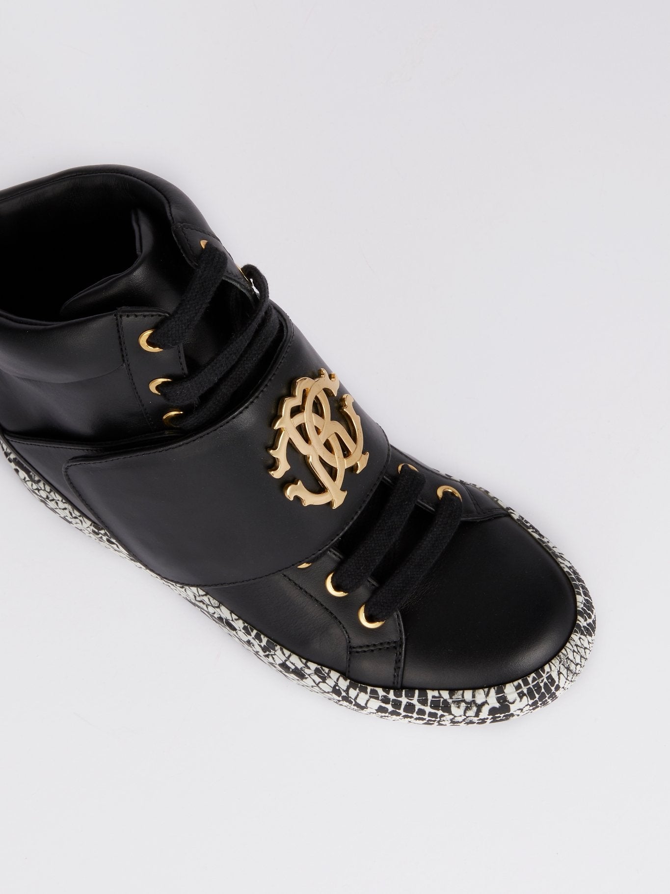 Черные кожаные сникеры