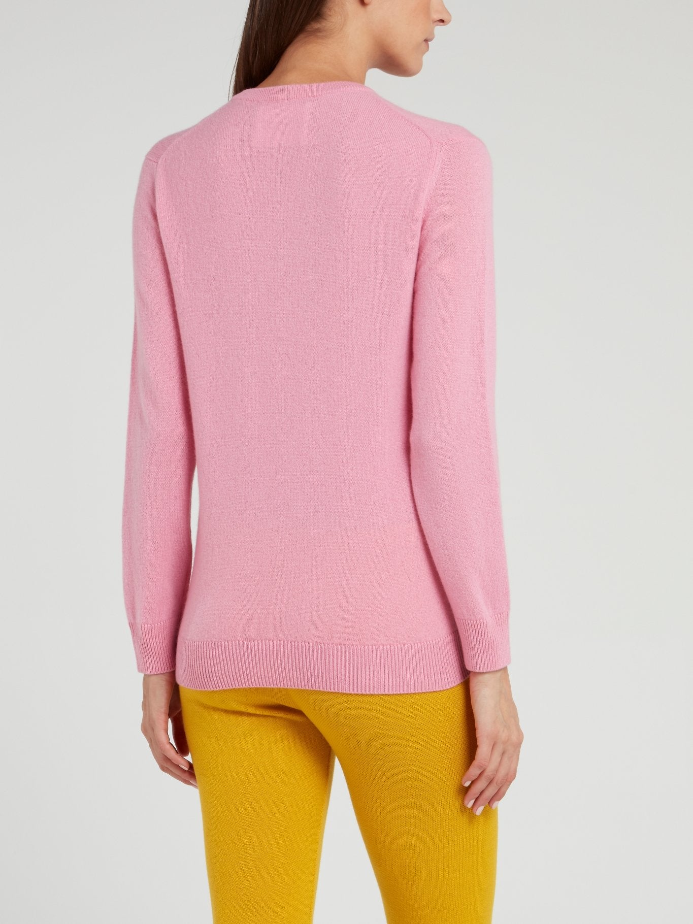 Розововый классический свитер с логотипом