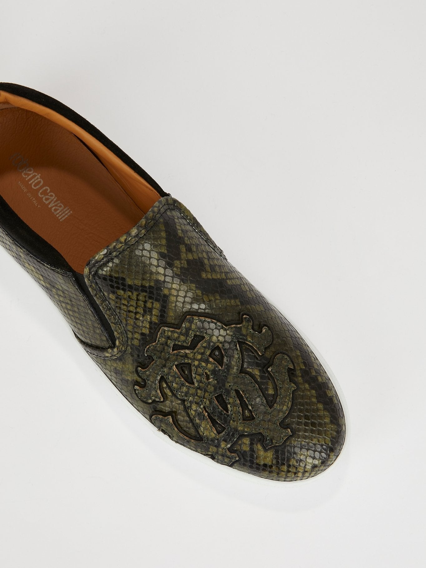 Зеленые слипоны с эффектом змеиной кожи