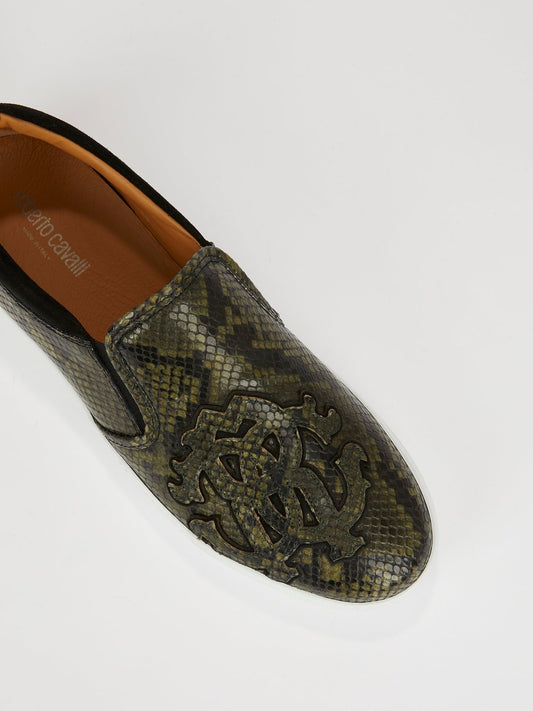 Зеленые слипоны с эффектом змеиной кожи