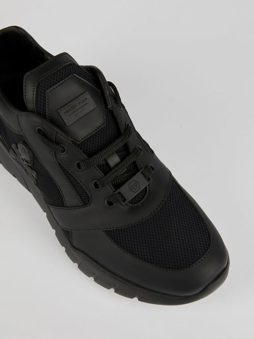 Черные массивные кроссовки с черепом