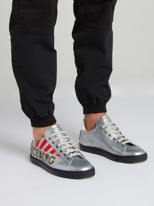 Кроссовки на шнуровке с металлическим эффектом