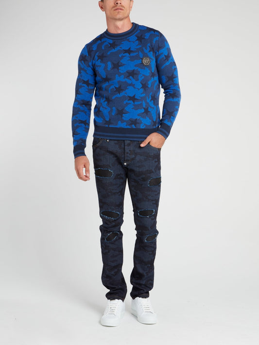 Свитер с круглым вырезом, камуфляжным принтом и звездами