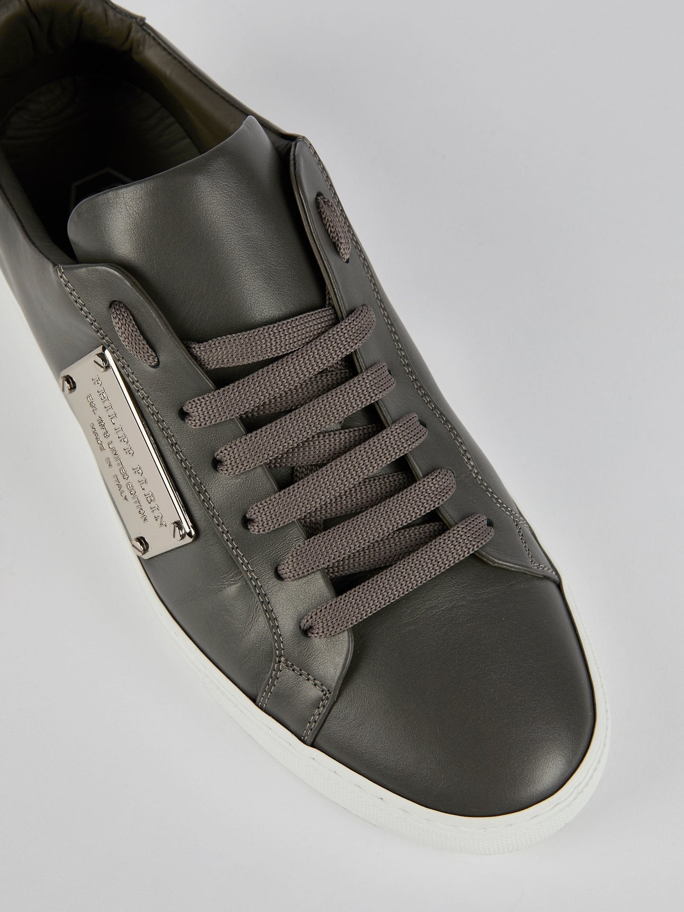 Низкие кроссовки цвета металлик Ferdy