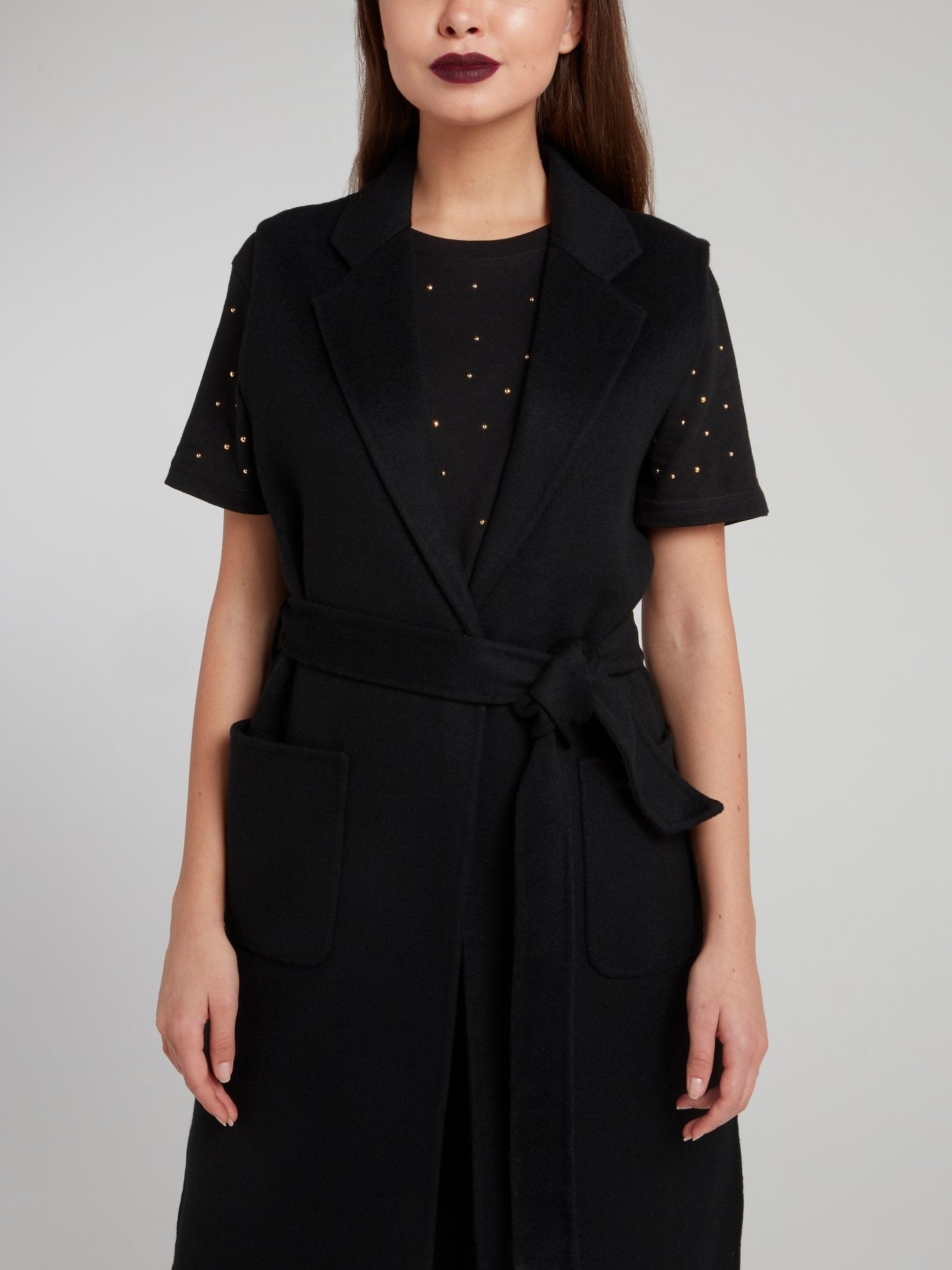 Черный длинный жилет с поясом