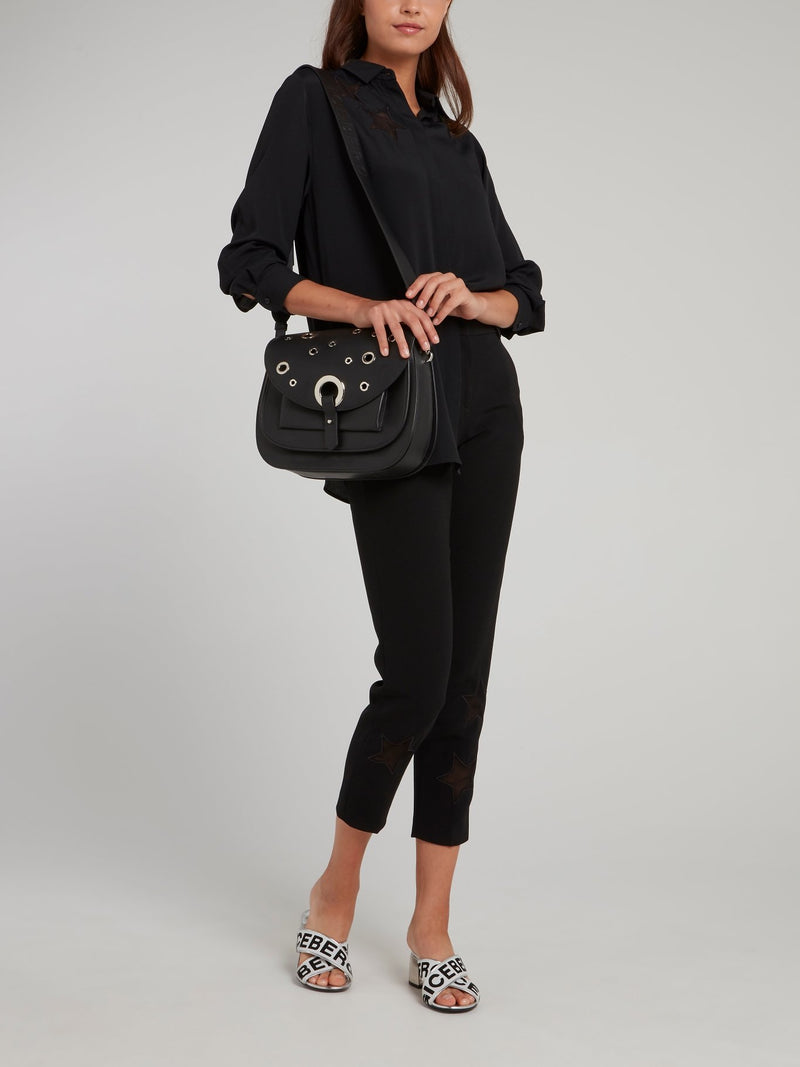 Черная сумка на плечо с люверсами