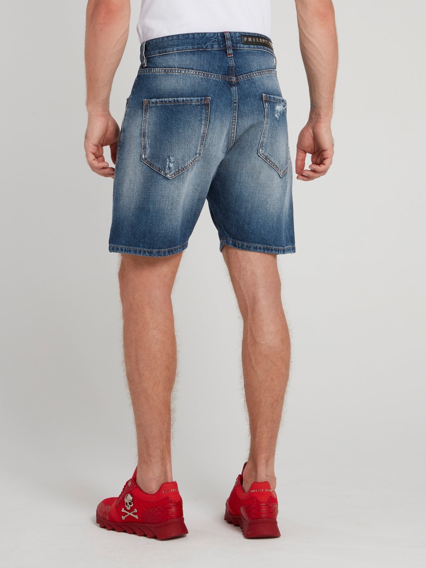 Синие бермуды с рваной отделкой