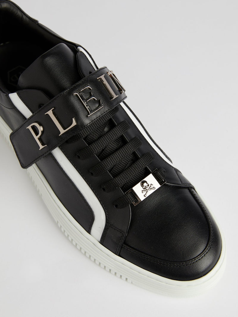 Черные кроссовки на шнуровке Gilda