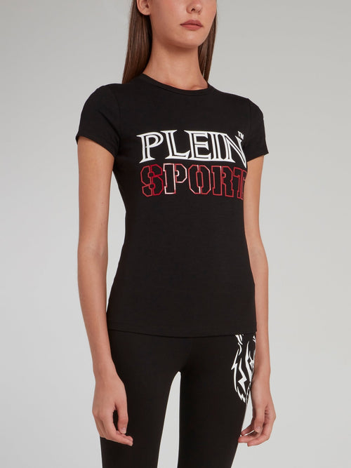 Черная футболка с круглым вырезом и логотипом