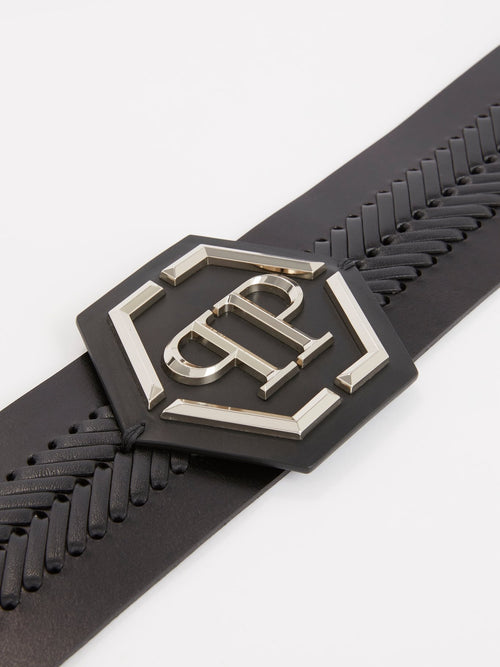Черный плетеный ремень с логотипом