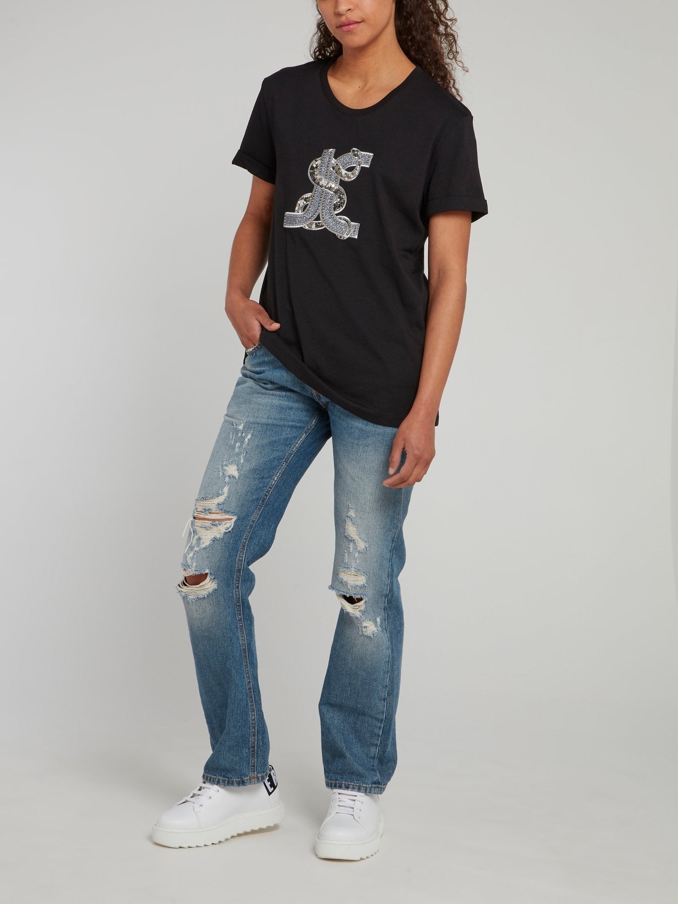 Черная футболка со змеей из пайеток