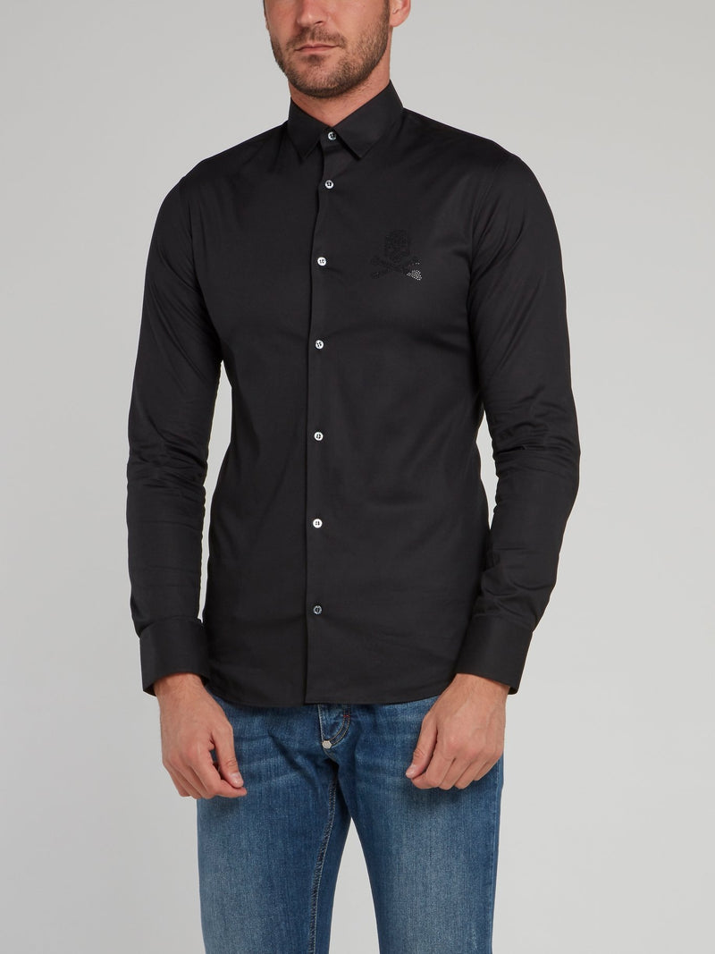 Черная рубашка с длинными рукавами, изображением черепа и стразами