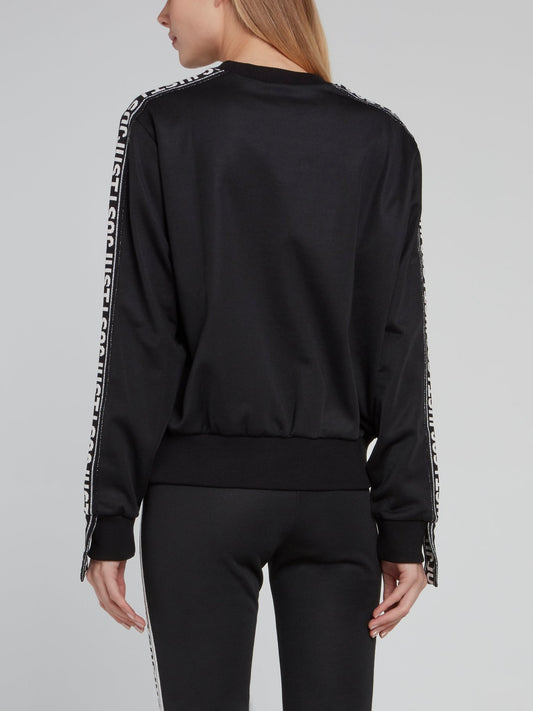 Черный свитшот с логотипом на рукавах