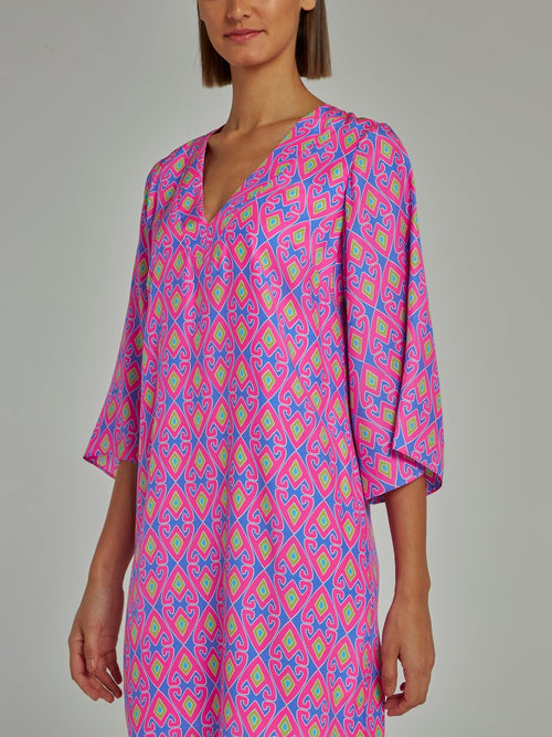 Фиолетовое платье-шифт с рукавами колокол