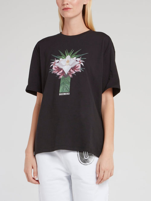 Черная свободная футболка с цветочным рисунком 