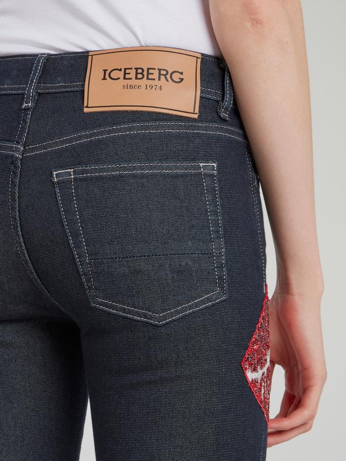 Выбеленные джинсы скинни с изображением губ из пайеток