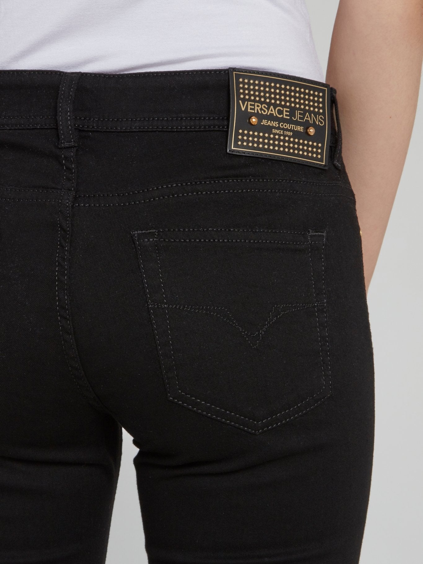 Черные джинсы скинни с необработанным краем