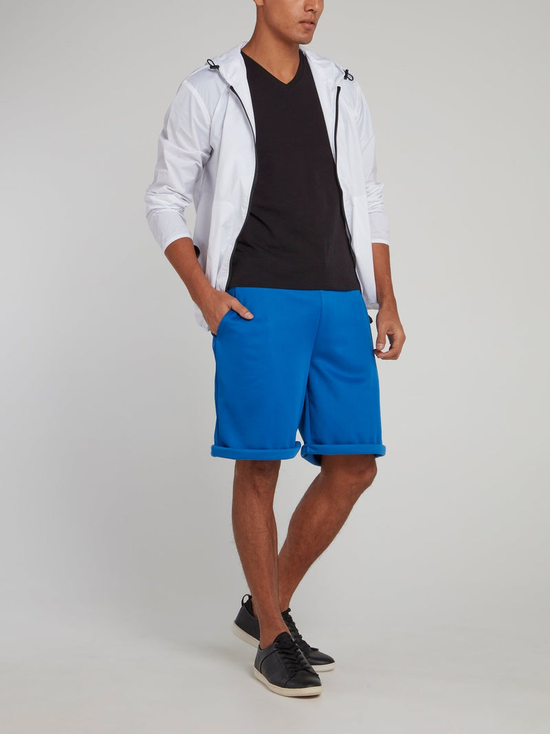 Синие шорты со шнурком и полоской на поясе