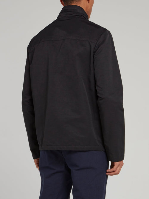 Черная куртка на молнии с логотипом 