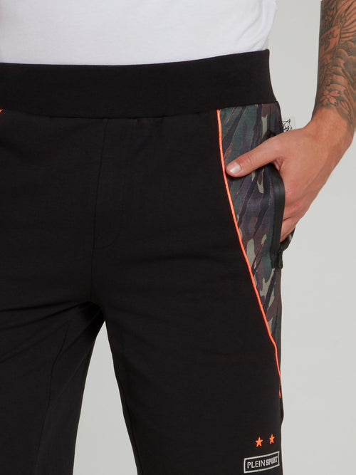 Спортивные шорты со вставками камуфляжного принта