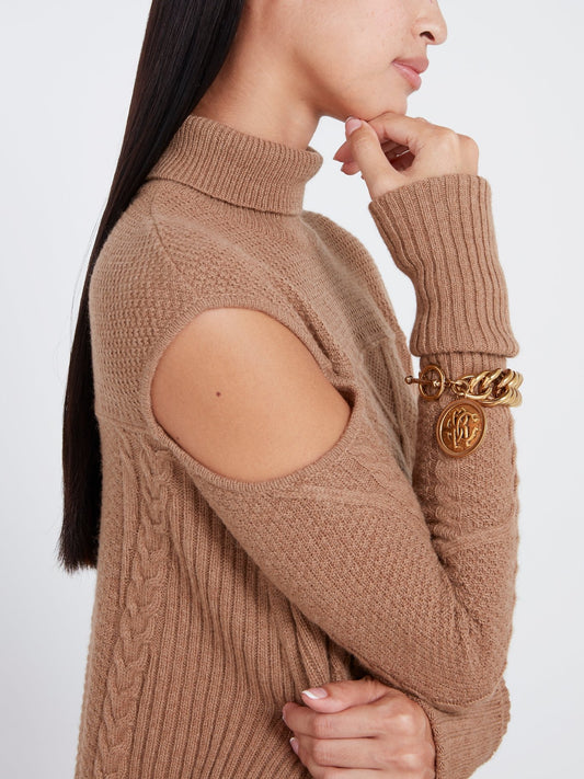 Золотой браслет с монограммой и застежкой тоггл