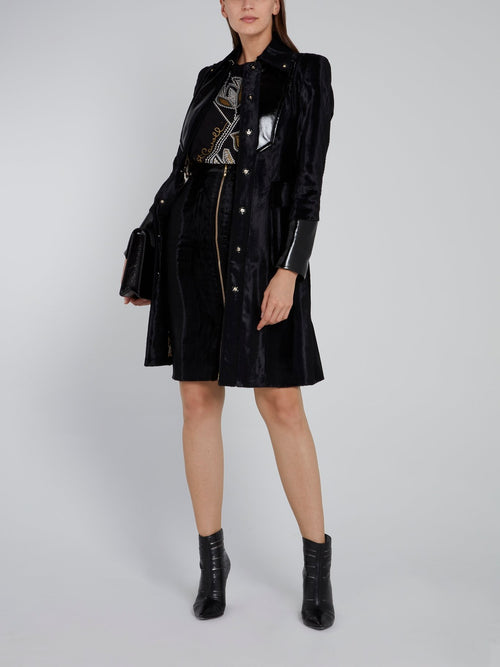 Черная футболка с геометрическим рисунком