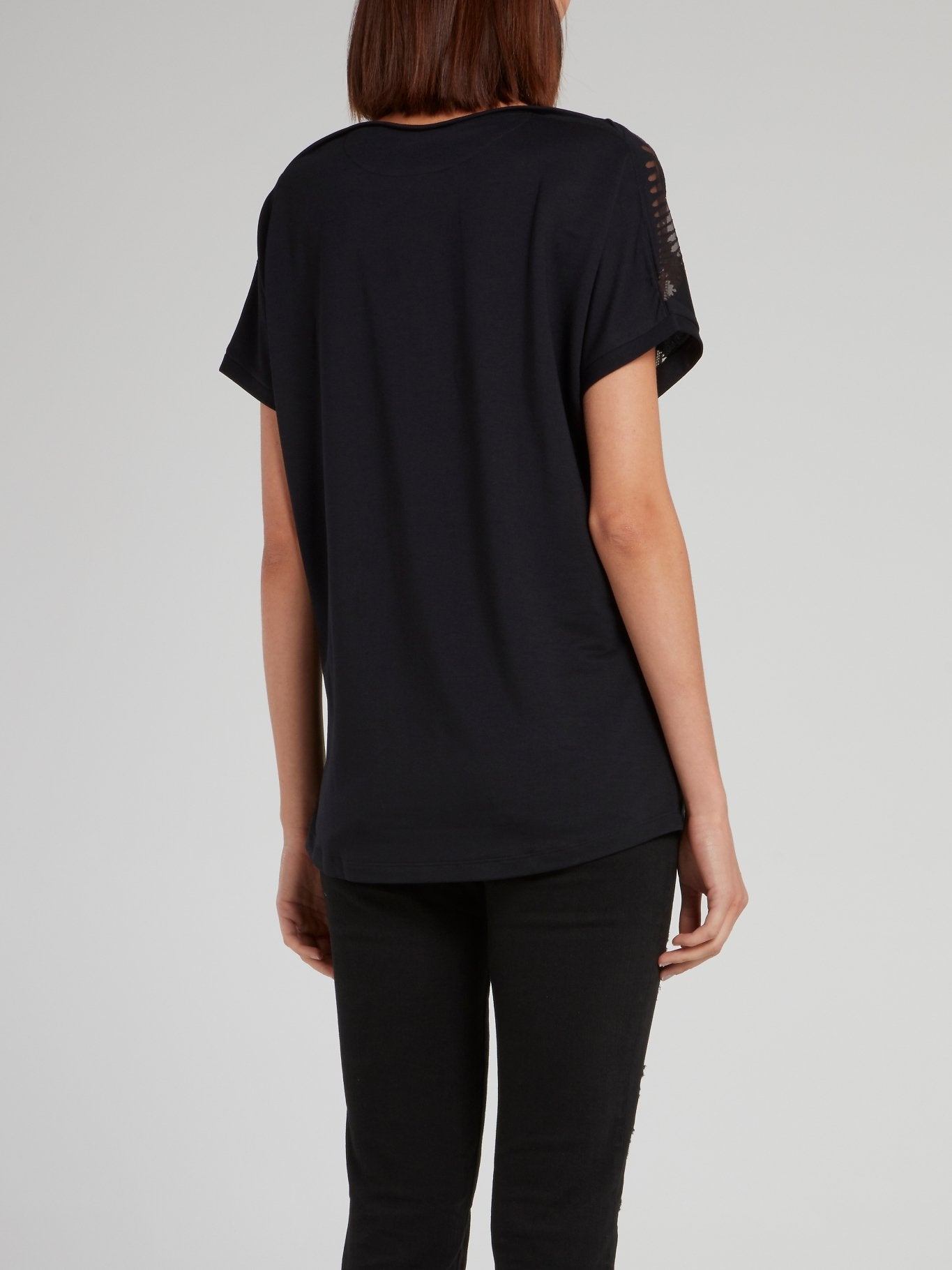 Темно-синяя рубашка с V-образным вырезом и стразами