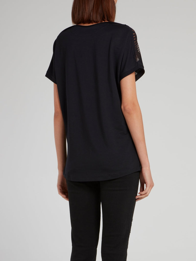 Темно-синяя рубашка с V-образным вырезом и стразами