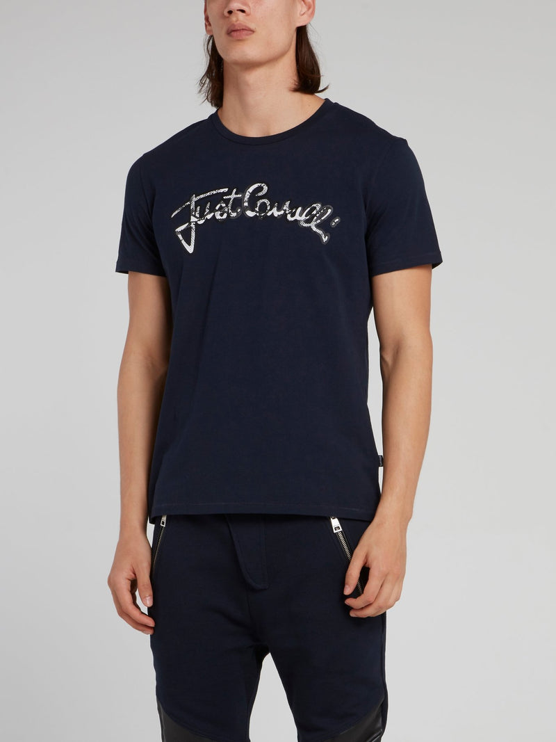 Темно-синяя футболка с логотипом с эффектом змеиной кожи