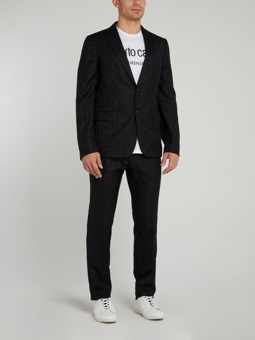 Черный костюм с леопардовым принтом