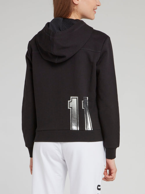 Черная толстовка с капюшоном с блестящими надписями