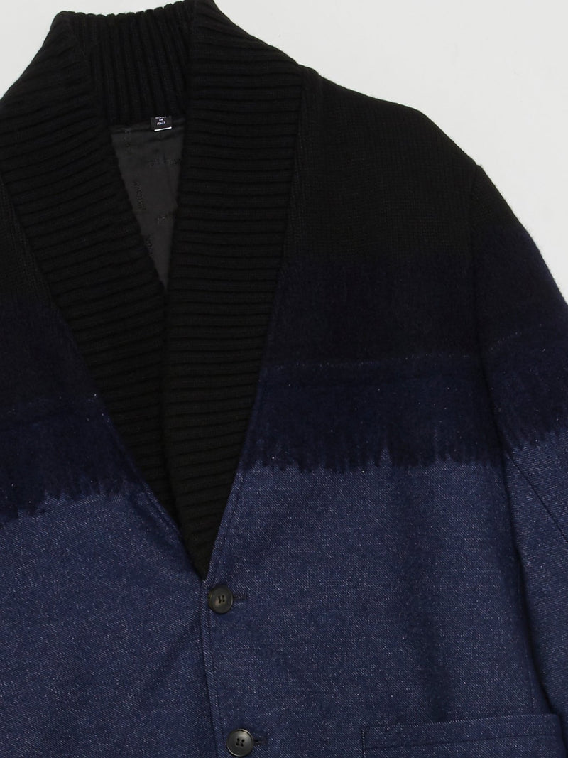 Джинсовая куртка с трикотажной вставкой