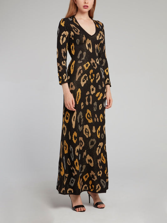 Черное блестящее платье с анималистическим принтом