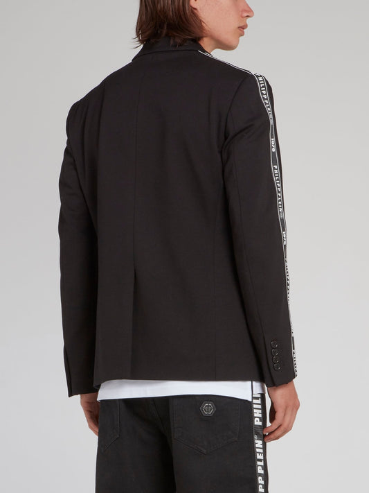 Пиджак на двух пуговицах с логотипом на рукавах