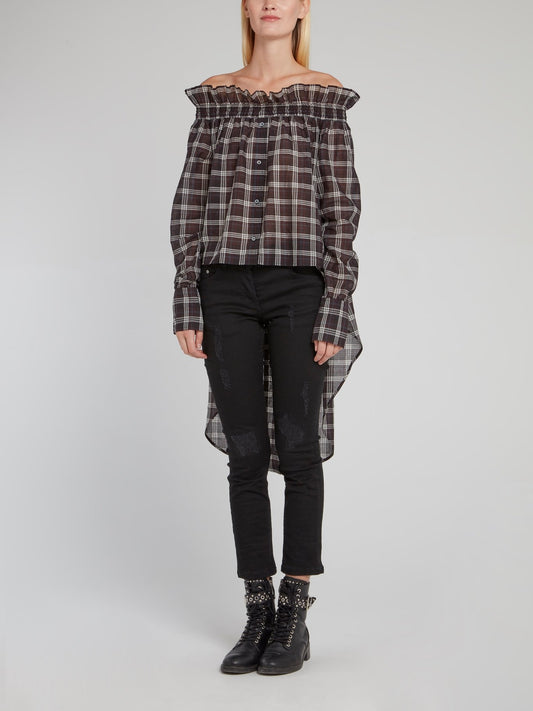 Блузка в клетку с открытыми плечами и длинным шлейфом