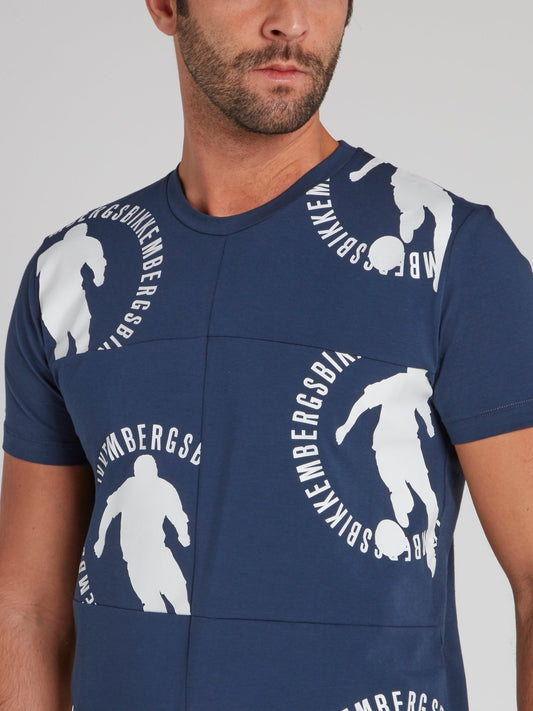 Темно-синяя футболка с монограммой