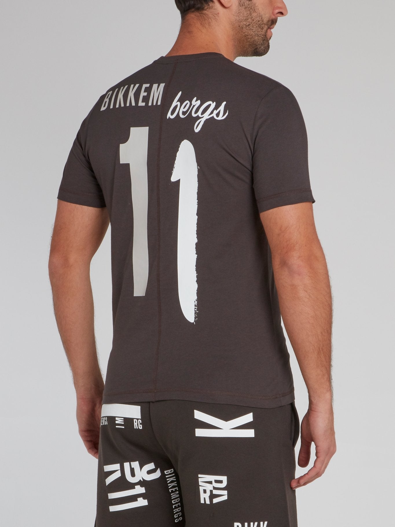 Темно-серая футболка из джерси с логотипом на спине